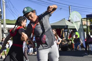 Peatonal barrial en barrio Jardines del Hipódromo