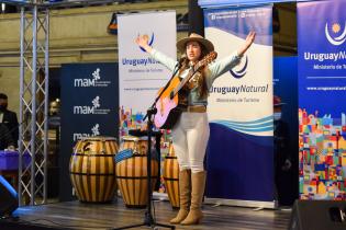 Espectáculo Mamushka, en el Mercado Agrícola de Montevideo (MAM)