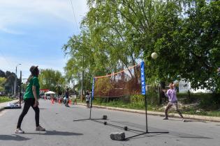 Peatonal barrial en barrio Bajo Valencia Peatonal barrial en barrio Bajo Valencia