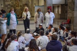 Visita de alumnas y alumnos de la escuela Nº 41 de Mercedes