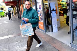 Entrega de Bolsas San Roque de 18 de Julio