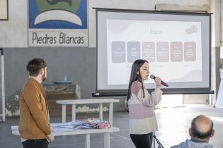 Cuenta la ciudad desde tu barrio: Montevideo 300 años: Pajas Blancas Cuenta la ciudad desde tu barrio: Montevideo 300 años: Pajas Blancas