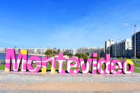 Intervención en Cartel de Montevideo