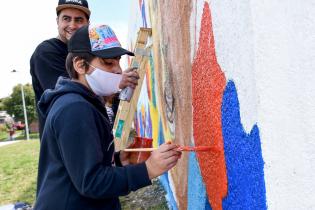 Mural en Crece Flor de Maroñas Mural en Crece Flor de Maroñas
