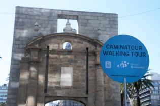 Caminatour accesible Ciudad Vieja. Caminatour accesible Ciudad Vieja.