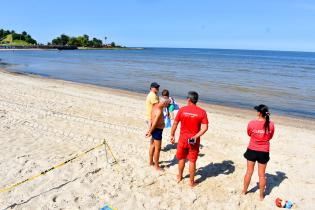 Guardavidas en playa