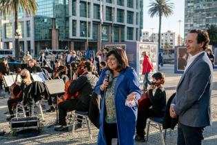 Orquesta juvenil en Plaza Independencia