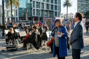 Orquesta juvenil en Plaza Independencia