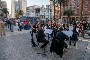 Orquesta juvenil en Plaza Independencia Orquesta juvenil en Plaza Independencia