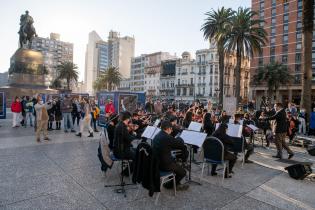 Orquesta juvenil en Plaza Independencia Orquesta juvenil en Plaza Independencia