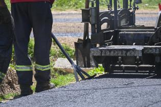 Asfaltado en la zona de la Policlínica San Martín 2 Asfaltado en la zona de la Policlínica San Martín 2
