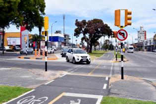 Dársena de giro Avenida Italia y Mataojo 