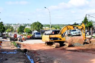 Obras en Av.Gral San Martin y Cno.Domingo Arena 