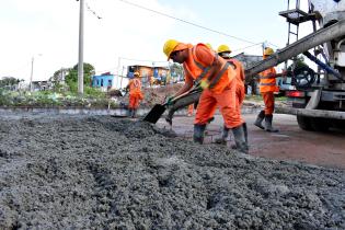Obras en Av.Gral San Martin y Cno.Domingo Arena Obras en Av.Gral San Martin y Cno.Domingo Arena