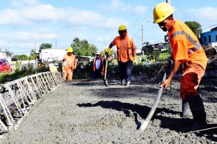 Obras en Av.Gral San Martin y Cno.Domingo Arena 