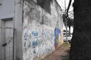 Mural de la policlìnica Punta de Rieles antes de los trabajos de pintura