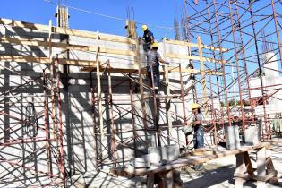 Avance de obras en Centro cultural de Flor de Maroñas