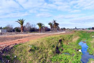 Urbanización barrio Peñarol Cañada Watt y Hudson