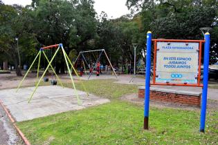 Rincon Infantil Plaza Integradora Luis Perez  Aguirre