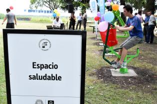 Inauguración de equipos saludables