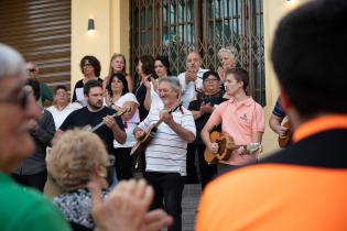 Festival callejero: Grecia tomada en el marco de los 25 años de la reapertura del Centro Cultural Florencio Sánchez 