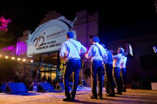 Festival callejero: Grecia tomada en el marco de los 25 años de la reapertura del Centro Cultural Florencio Sánchez 