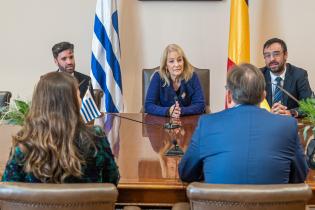 Reunión de la intendenta Carolina Cosse con el embajador de Bélgica en Bs. As. Karl Dhaene