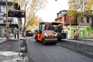 Obras en calle Canelones