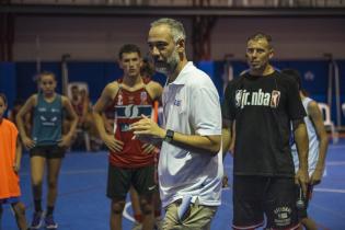 Academia para entrenadores y entrenadoras que participaron del Torneo Jr. NBA Academia para entrenadores y entrenadoras que participaron del Torneo Jr. NBA