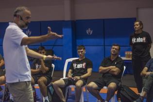 Academia para entrenadores y entrenadoras que participaron del Torneo Jr. NBA Academia para entrenadores y entrenadoras que participaron del Torneo Jr. NBA