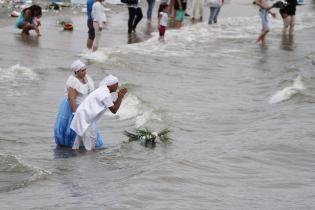 Celebracion de Imenaja en la playa Ramirez