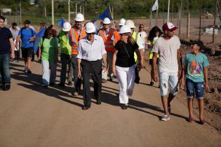 Recorrida por urbanización en barrio Peñarol 