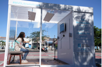 Cabina itinerante del programa Montevideo Libre de Acoso