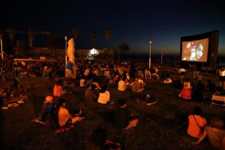 Ciclo Cine en Chancletas en el Dique Maua Ciclo Cine en Chancletas en el Dique Maua