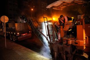 Obras de repavimentación en Colonia y Julio Herrera y Obes 