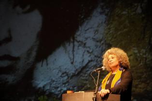 Conferencia magistral de Angela Davis 