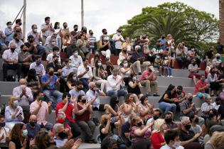 Asunción de gobierno en Municipio A