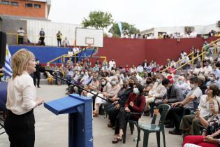 Asunción de gobierno en Municipio A Asunción de gobierno en Municipio A