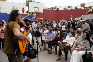 Asunción de gobierno en Municipio A Asunción de gobierno en Municipio A