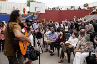 Asunción de gobierno en Municipio A