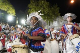 Desfile de Llamadas por Isla de Flores Desfile de Llamadas por Isla de Flores