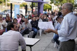 Entrega de diplomas de cursos del Cedel Casavalle.