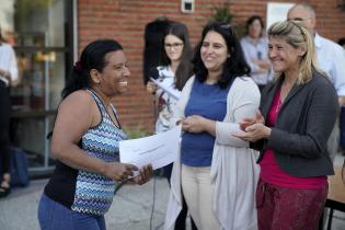 Entrega de diplomas de cursos del Cedel Casavalle.