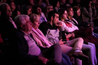 Presentación de obra de teatro del  Espacio Generacciones