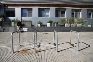 Bicicletario en Bv. Artigas y Montecaseros