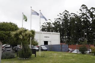 Visita del intendente Christian Di Candia a la fábrica Fanacif.