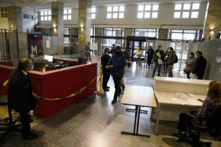 Atención al público con protocolo por coronavirus. Atención al público con protocolo por coronavirus.