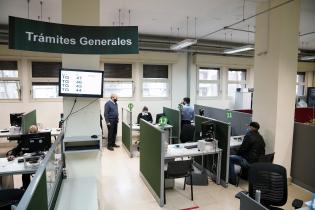 Atención al público con protocolo por coronavirus. Atención al público con protocolo por coronavirus.