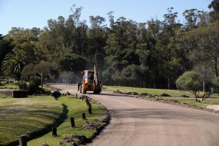 Parque Lecocq obras en caminería interna y acceso