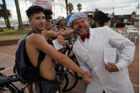 Campaña de convivencia en la rambla.